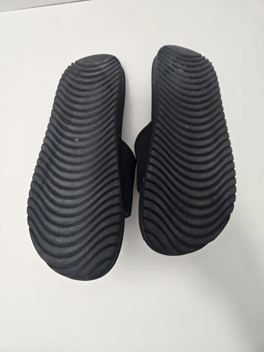 Kids Nike Maroon & Black Slide Sandals - Size 6Y